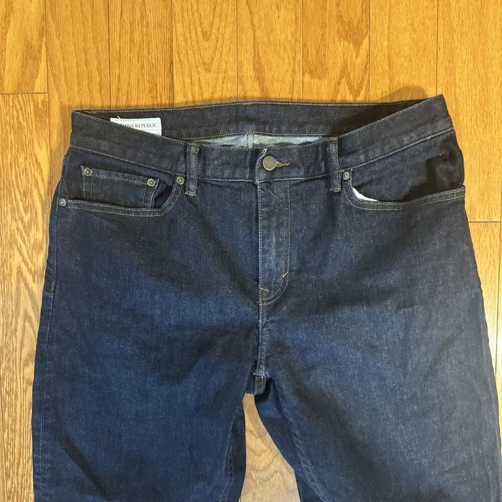 Banana Republic Straight leg Jeans Men's size 34 x 34